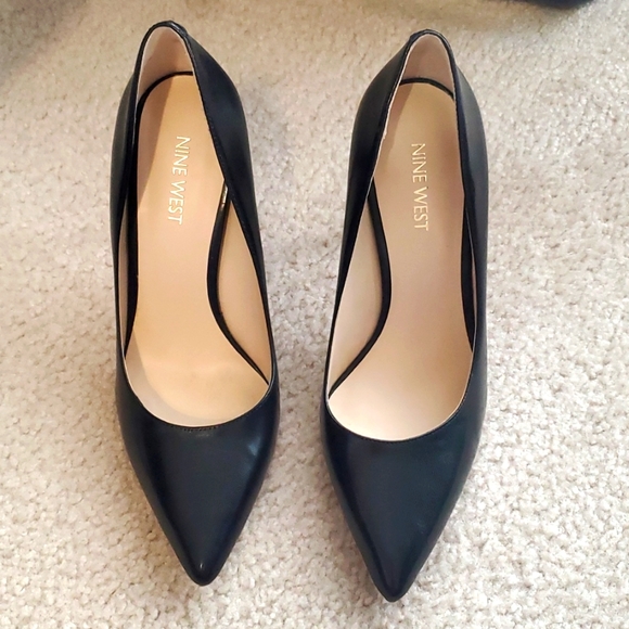 Nine West Shoes - Black pointed toe heels - nine west, size 7